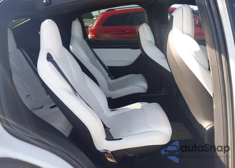 2018 Tesla Model X из США, поврежденный, VIN 5YJXCBE29JF141230